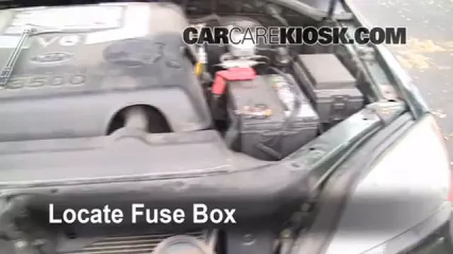 2003 Kia Sorento EX 3.5L V6 Fusible (motor) Control